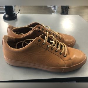 - Men’s leather sneakers, Thursday boot company size 14